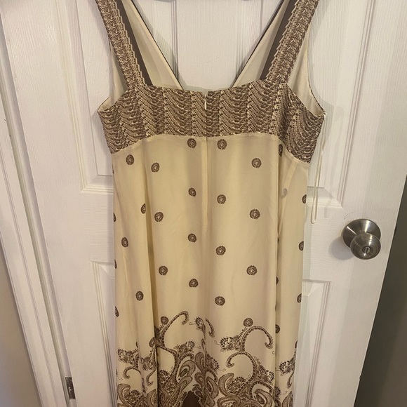 Robin Howe Flowy Silk Midi Dress - Picture 7 of 7